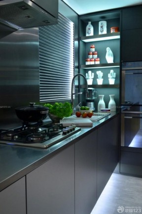 银色橱柜装修效果图片 厨房整体橱柜效果图