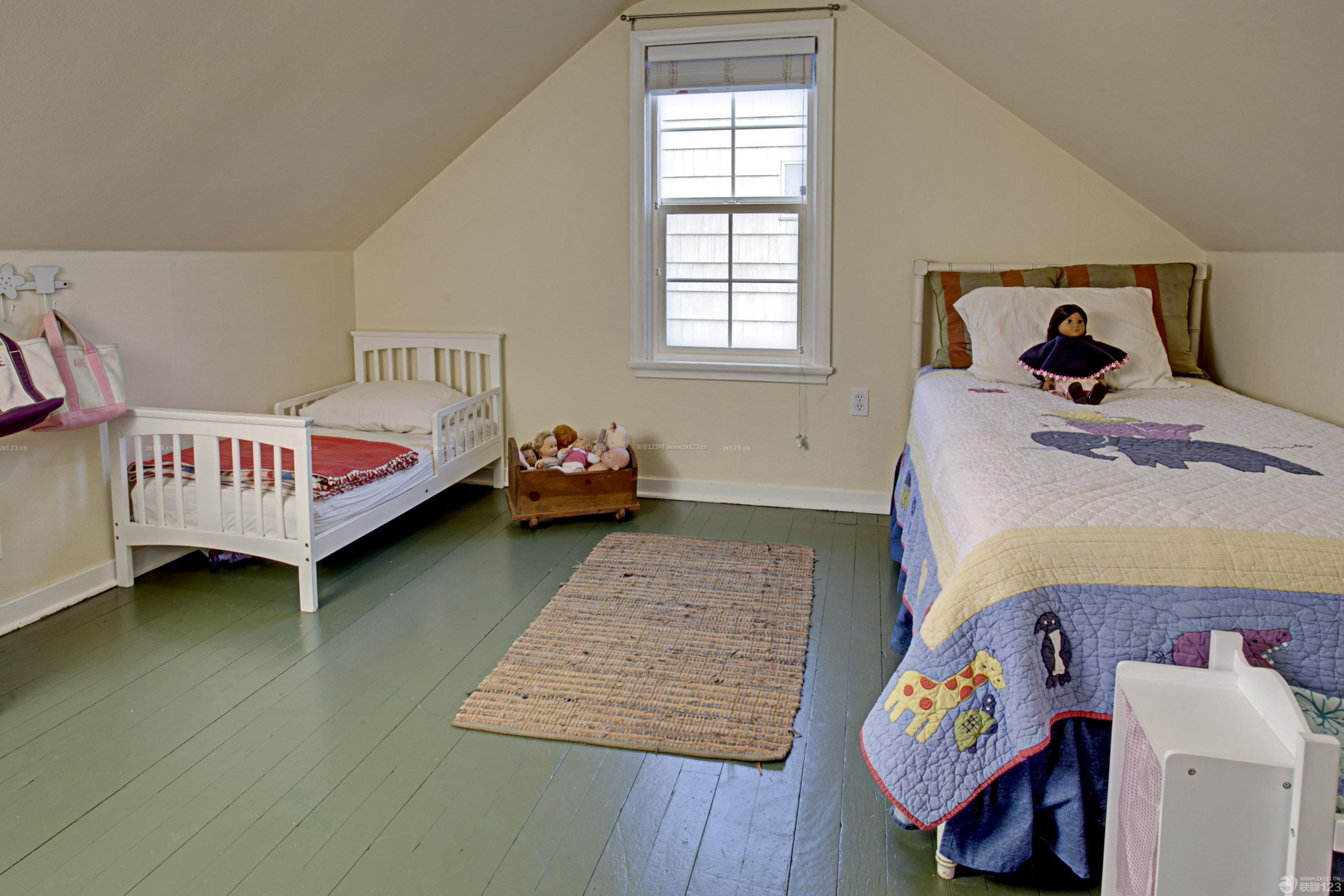 温馨130平米带阁楼可爱儿童房间