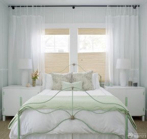 60平米两室两厅装修 白色窗帘装修效果图片