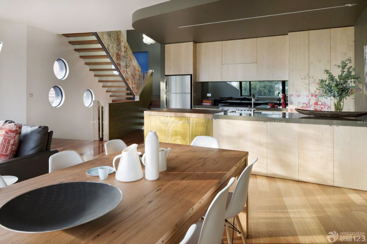 跃层式住宅厨房设计装修样板效果图