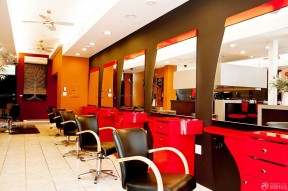 60平方小型美发店装修图 棕色墙面装修效果图片