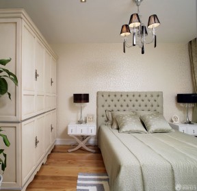 80平米小户型卧室装修效果图 卧室衣柜设计效果图