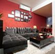 现代简约家装客厅红色墙面装修效果图片