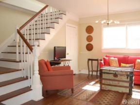 60平米小户型客厅带阁楼 楼梯设计装修效果图片