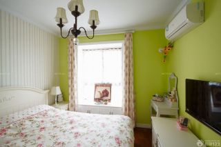 70平米小户型田园卧室绿色墙面装修效果图片