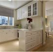 现代开放式厨房白色橱柜设计图片