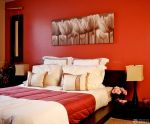 90平米小三居卧室红色壁纸装修效果图片