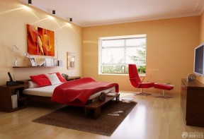 70平米两居室卧室装修 暖色调图片