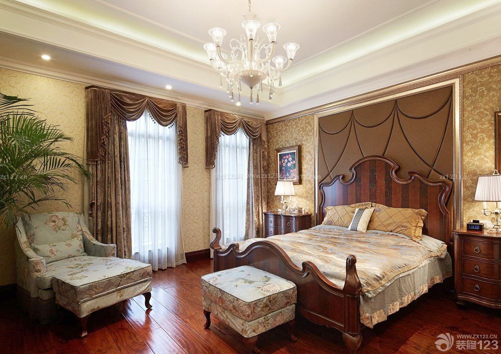 美式室内双人床装修与设计效果图片