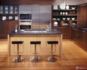 90平米房屋厨房装修效果图 厨房吧台装修