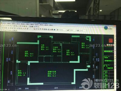今天是我家開工的日子，很不巧的是今天下很大的雨，在物業(yè)辦理了相關(guān)的裝修手續(xù)，櫥柜設(shè)計(jì)師和浴室柜設(shè)計(jì)師過來量了下尺寸，因?yàn)槲矣惺聸]有去，具體的一些細(xì)節(jié)也不是很清楚，大致也就是設(shè)計(jì)師跟監(jiān)理溝通我家的設(shè)計(jì)方案。