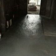 一路變化太多，門檻石又換成花崗石，泥工又讓買絲桿，要2米的，暈，另外要么發(fā)磚的盒子，又跑去買了。防水做了，磚鋪了一部分。