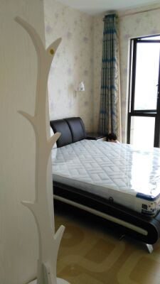 終于完結(jié)了～后面再買個椅子，擺設(shè)什么的小東西，七七八八到此就算結(jié)尾了，就等晾到十一以后搬家了～