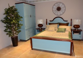 80平三室一厅装修图 美式古典实木家具