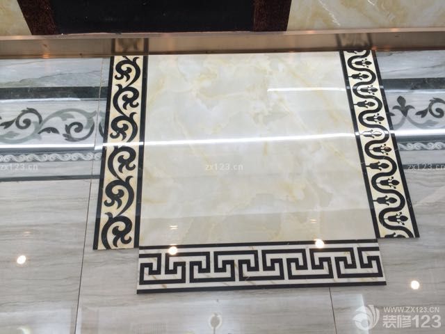 請了一天的假來陶瓷城買大廳地磚，廚衛(wèi)墻磚地磚，這絕對是個苦差事，逛頭幾家還能看得下去，再逛多了絕對是要吐了，因為款式花色實在是太多太多了，就因為看得太多，頭暈眼花，最后看哪個磚都差不多了，根本無從選擇了，可能我這人太不愛逛所以頭疼，也多虧我有個好老婆，今天把所有磚都定下來了，從挑選到講價交錢，我都沒費什么力氣都是老婆在溝通的，我不禁要感嘆下娶個好老婆真是能福澤幾代人。