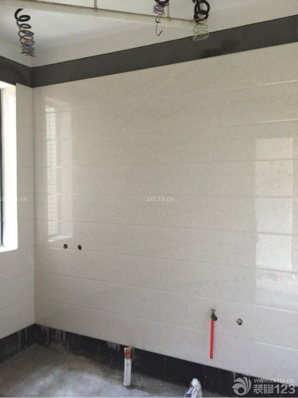 門(mén)口吊頂快讓我崩潰了。真的覺(jué)得一刻不盯著就覺(jué)得不能弄好的樣子。