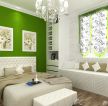 90平两居室绿色墙面装修效果图