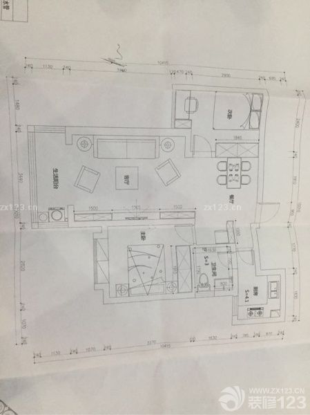 這幾天跑來跑去，終于是弄清楚了大概的一些工序，甚至能看出哪些有寫重復(fù)了，或者修改的報價沒有去除，墻應(yīng)該怎么做，先做啥后做啥，對各方面有了具體的了解，包括像墻磚壓地磚的工藝啊？以及批蕩找平，刮膩?zhàn)邮裁吹摹? data-jieduan=