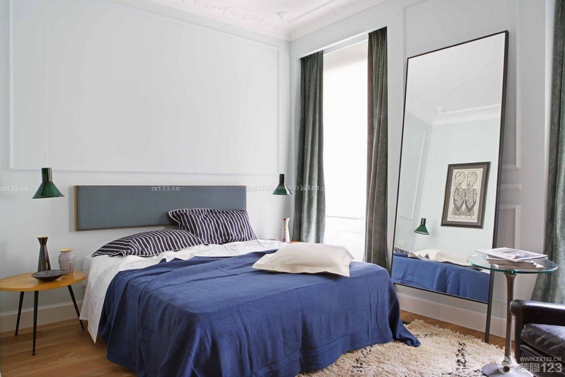 最新80平米家装卧室窗帘装修效果图片