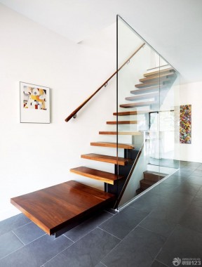 复式楼梯设计图 现代风格家装