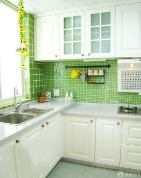 90平米小户型厨房装修效果图 小户型小清新装修效果图