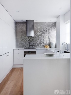 现代美式风格90小户型厨房装修样板房