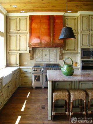 美式古典风格90小户型厨房装修样板房