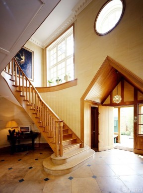 别墅室内装修图片 木楼梯装修效果图片