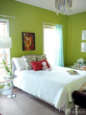 家装90后女生卧室绿色墙面装修效果图片