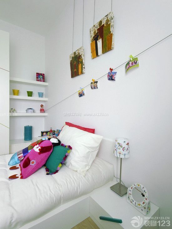家装90后女生卧室设计白色墙面装修效果图片