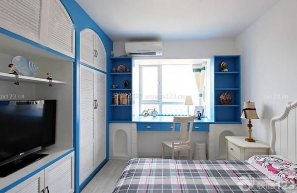 90平米三居室装修设计 蓝白相间地中海风格