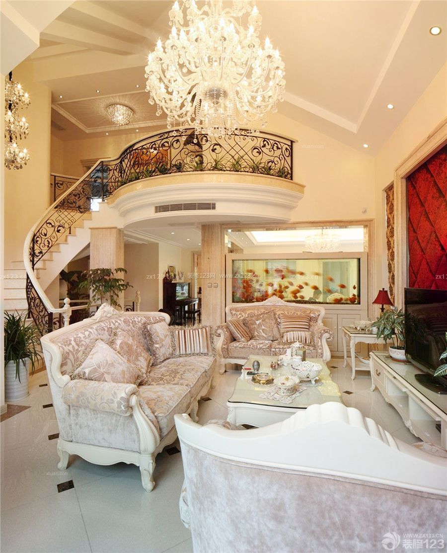 经典美兰湖别墅客厅欧式沙发效果图欣赏