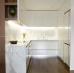 65平小户型厨房橱柜装修效果图片