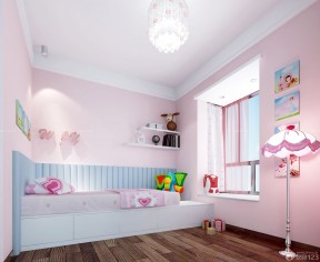 交换空间小户型设计 粉色墙面装修效果图片