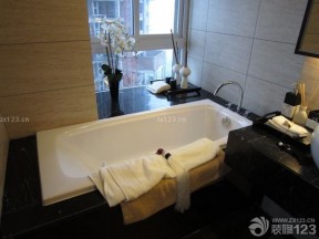 室内卫生间设计大理石包裹浴缸装修效果图片