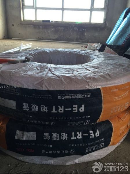 砸墻！地熱！一切的開始都是預示著新家裝修開始的號角。