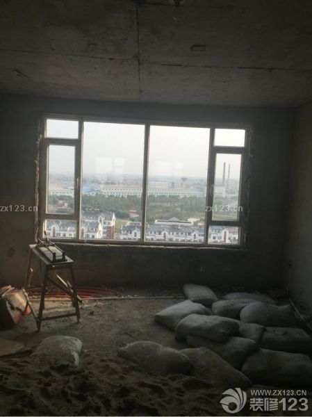 換門，換窗戶?。?！<br>磨磨唧唧的！！