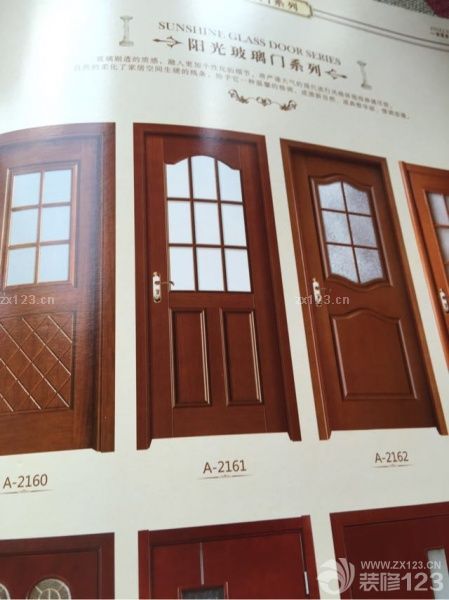 今天去裝修公司選好了臥室廚衛(wèi)門，去了工地看了下，開始吊頂了，公共衛(wèi)生間也臺高了，裝修繼續(xù)進行中。