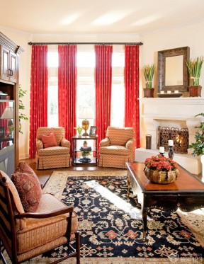 80平方米三室一厅装修 红色窗帘装修效果图片