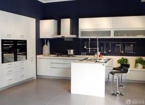 敞开式厨房效果图2020款 现代厨房设计