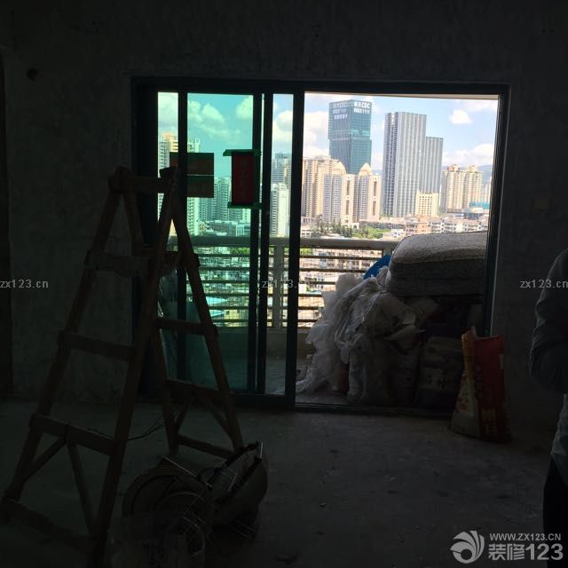 開始拆改，整體還算順利。