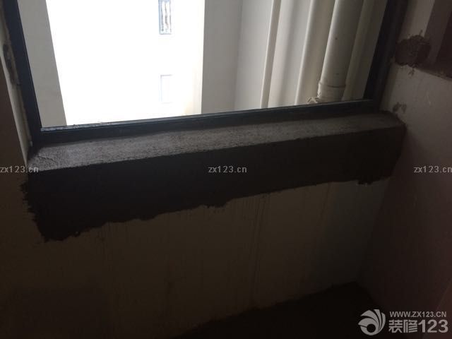 今天去墻終于砌好了，工人手藝不錯，吊頂也開始了，只是沒用一根輕鋼龍骨……