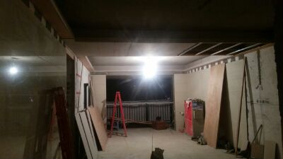 吊頂、干掛瓷磚上墻！