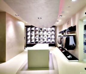 經(jīng)典服裝店裝修 吊頂造型裝修效果圖片