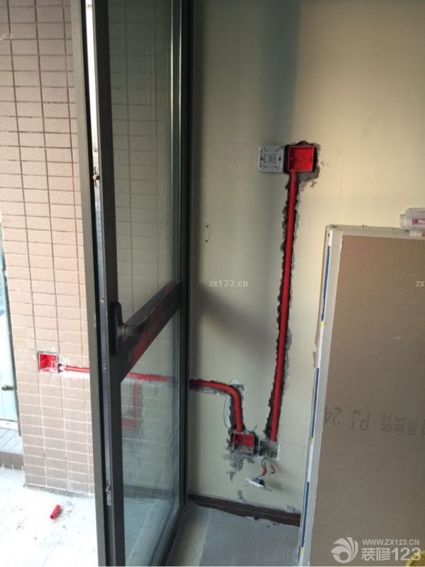 水電基本完工，下周開(kāi)始做防水、砌墻、貼磚。