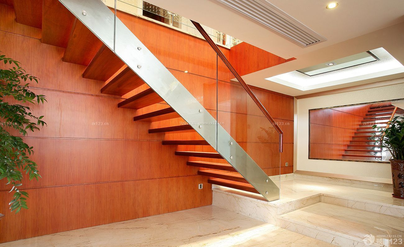中式混搭风格玻璃楼梯设计装修效果图片