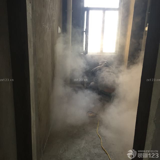 電路全改，人工費(fèi)1300元包含后期安裝插座和開關(guān)，電線管材等費(fèi)2000元。