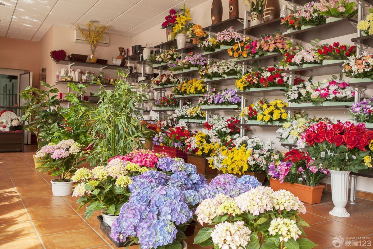 簡裝花店室內(nèi)黃色地磚裝修效果圖片