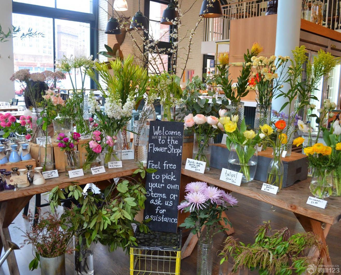 同城花店室內(nèi)花架效果圖