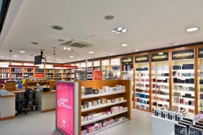 化妝品店裝修圖片 隔斷設計